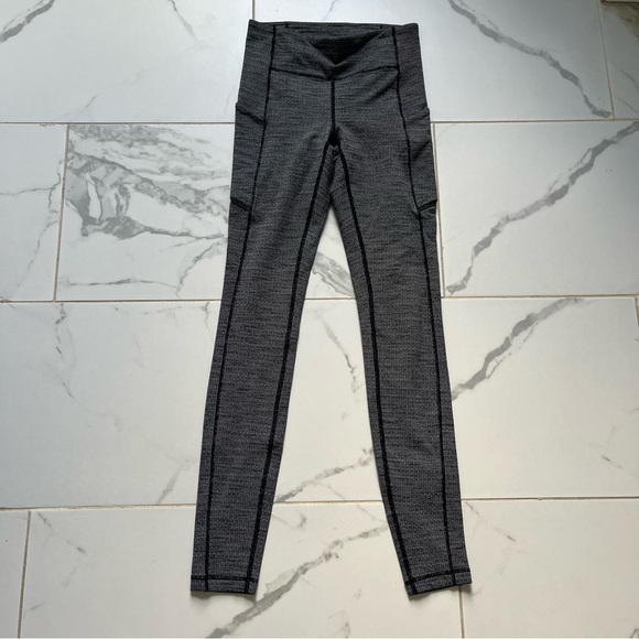 Lululemon speed up tight 28” heathered black size 4 - Picture 1 of 8
